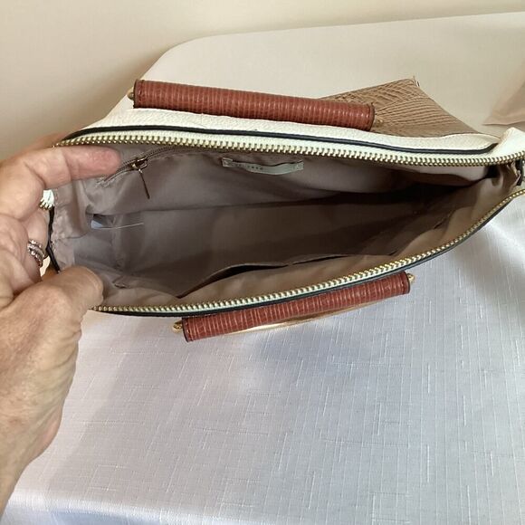 C est 1946 Neutral Tone Print Bag - Picture 10 of 11